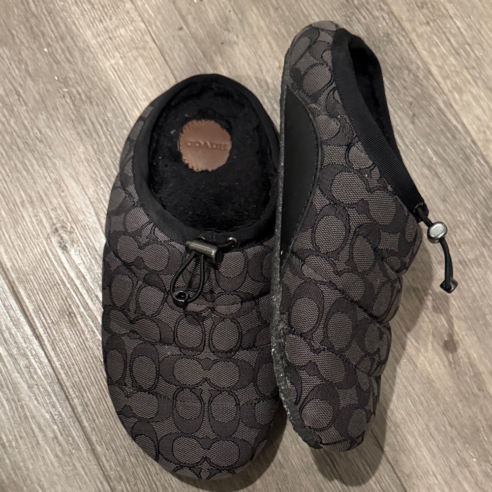 Coach Men’s Black Quilted Logo Slip-On Bedroom Slippers Size 9 - Picture 4 of 5